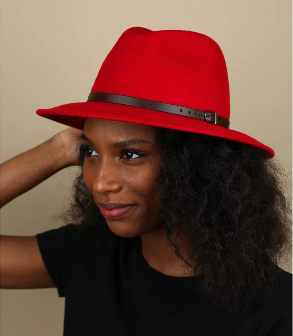 Aylin Rot 1 Aylin Rot