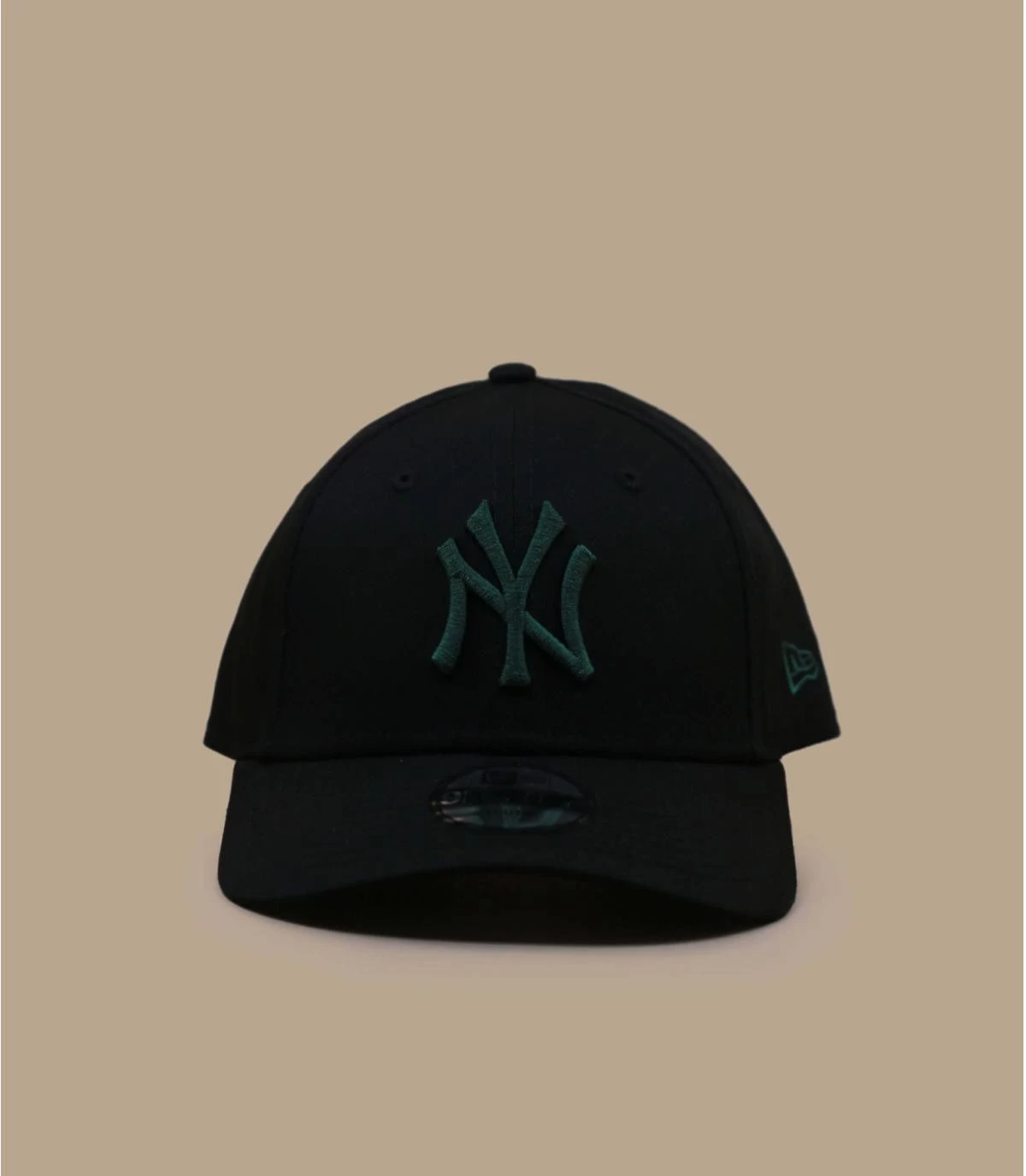 NEW ERA Kids League Ess Cap 9Forty NY Black Maceladon 1 NEW ERA Kids League Ess Cap 9Forty NY Black Maceladon