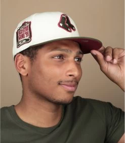 NEW ERA Side Patch 59Fifty Boston Red Sox Chrome Olive