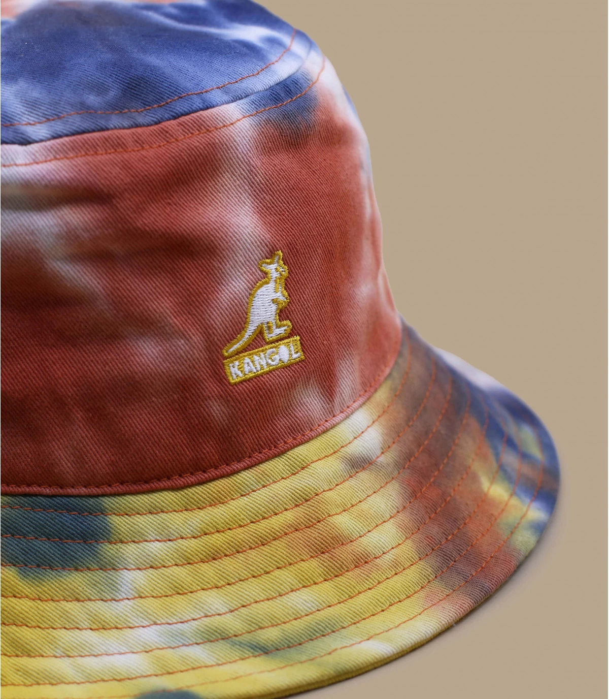 Kangol Tie Dye Bucket Golden Palm 3 Kangol Tie Dye Bucket Golden Palm – Bild 3