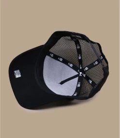 NEW ERA Trucker Le Louvre Vase De Fleurs 11 NEW ERA Trucker Le Louvre Vase De Fleurs -Modehüte trucker le louvre vase de fleurs 5