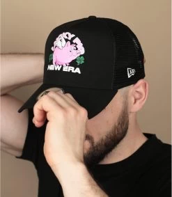 NEW ERA Trucker Sign Lucky Pig
