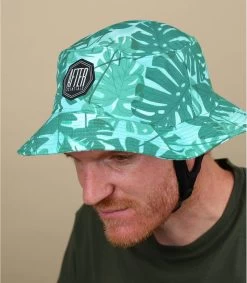 Titelseite 7 Water Bucket Big Leaves